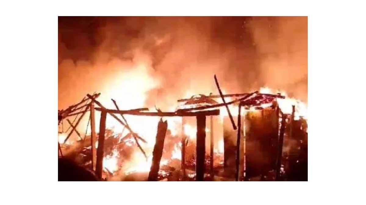 মতলব দক্ষিণে নিজ বসতঘরে আগুনে পুড়ে বৃদ্ধার মৃত্যু