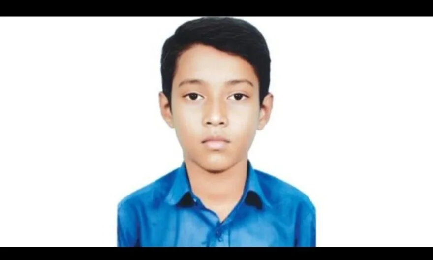 কচুয়ায় ডোবা থেকে স্কুল ছাত্রের কঙ্কাল উদ্ধার