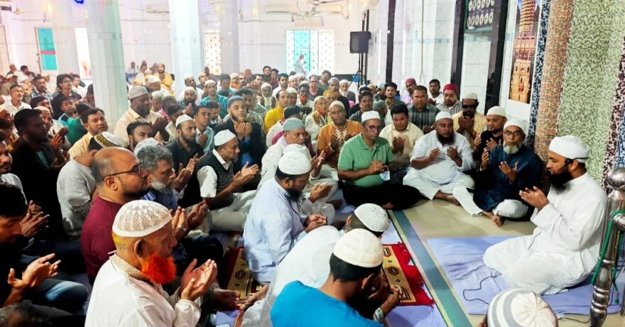 খালেদা জিয়ার সুস্থতা কামনায় চাঁদপুর জেলা বিএনপির দোয়া অনুষ্ঠিত