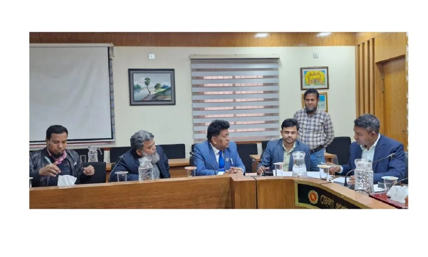 চাঁদপুর জেলা প্রশাসক কার্যালয়ে অসুস্থ্য সাংবাদিকদের কাগজপত্র যাচাই বাছাই কমিটির সভা