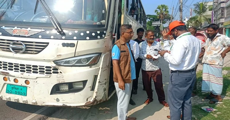 চাঁদপুরে ড্রাইভিং লাইসেন্সবিহীন চালকের ৭ দিনের কারাদণ্ড