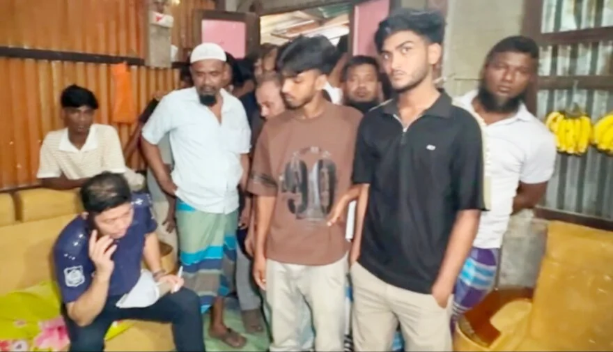 চাঁদপুরে স্ত্রীর সঙ্গে অভিমান, ভিডিও কলের মধ্যে স্বামীর মৃত্যু
