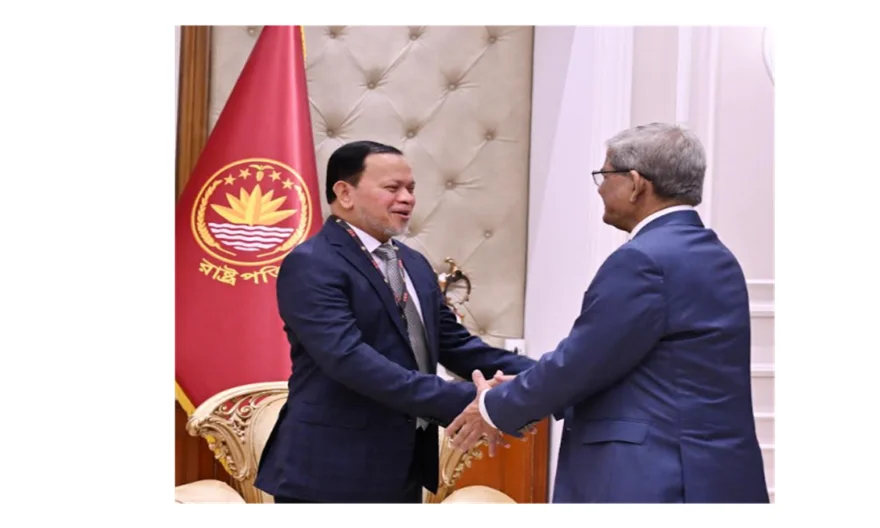 বঙ্গভবনে রাষ্ট্রপতি মির্জা ফখরুল ইসলাম আলমগীরের সঙ্গে ড. মো. সবুর খানের সৌজন্য সাক্ষাৎ