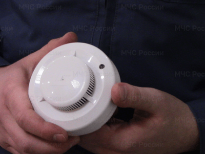 Прокурор добился установки в доме многодетной семьи пожарного извещателя