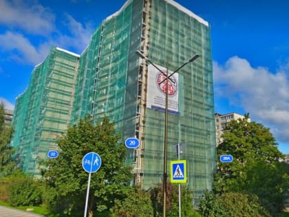 Ремонт дома с муралом на Баграмяна в Калининграде завершат в течение полутора месяцев