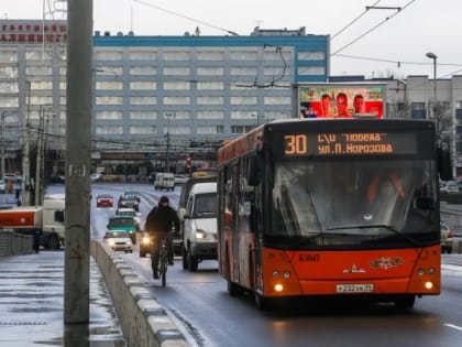 С эстакадного моста в Калининграде упал 72-летний мужчина