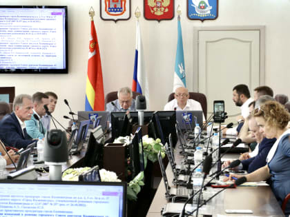 Депутаты рассмотрели 28 вопросов