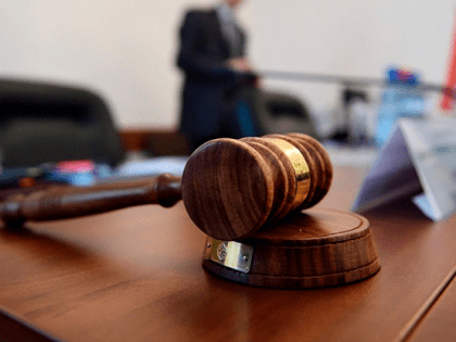 Роспотребнадзор помог потребителю защитить свои права в споре с юридической компанией