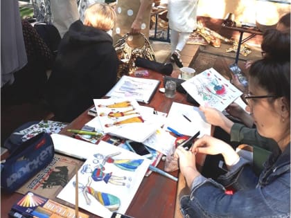 Международная летняя творческая школа для одаренных детей по изобразительному искусству «Янтарная мозаика 2019» завершила свою работу