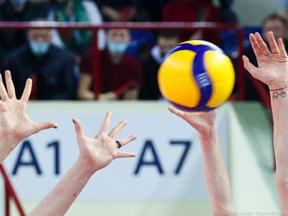 Волейболистки из калининградского «Локомотива» одержали победу над «Уралочкой»