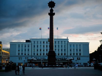 Администрация Калининграда скрыла данные о доходах Елены Дятловой и других сотрудников