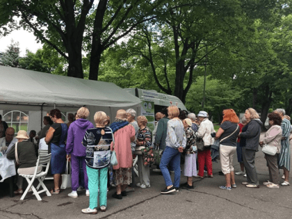 В городке под Калининградом медики провели акцию по профилактике онкозаболеваний