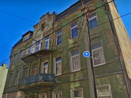 В феврале башню одного из вековых домов в Советске украсят витражами