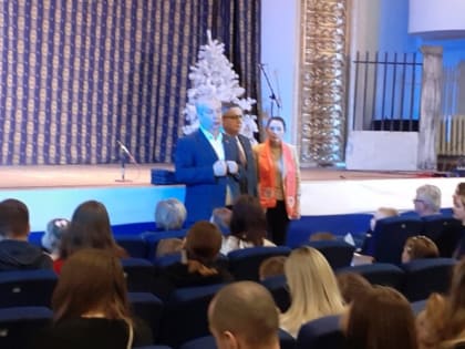 Депутат Чернышева и калининградские коммунисты подарили новогодний праздник детям военнослужащих