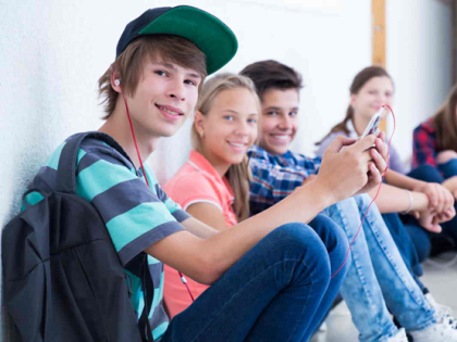 В Калининградской области для несовершеннолетних введут «комендантский час»