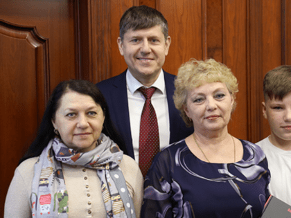 Председатель Заксобрания встретился с потомками участника штурма Кёнигсберга