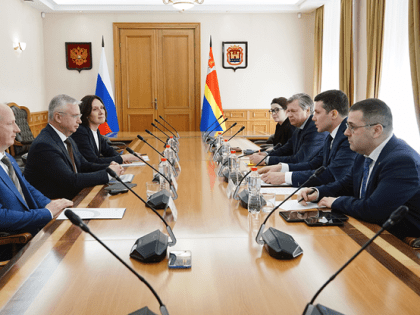 Алиханов встретился с новым руководителем Сбербанка по СЗФО