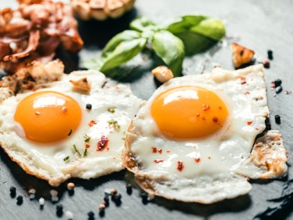 Лидер социалистов обвинил Центробанк в подорожании яиц и курятины