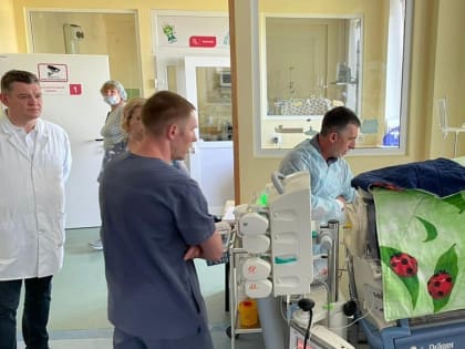 Детские лечебные учреждения региона посетили эксперты из Санкт-Петербурга