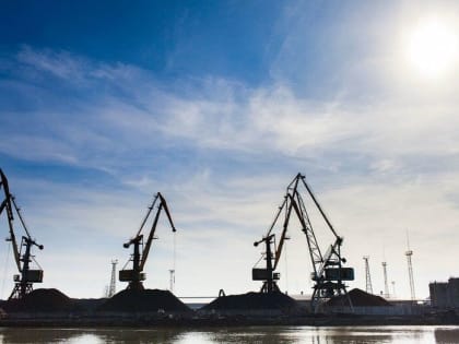 На линию Калининград — Бронка вышел сухогруз «Пола Феодосия»