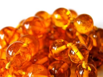 Алиханов поддержал легализацию добычи янтаря в море