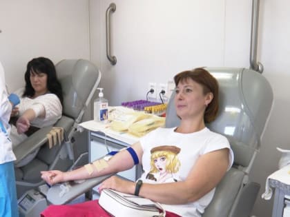 Сегодня на площади Победы прошла акция, посвящённая Всемирному дню донора