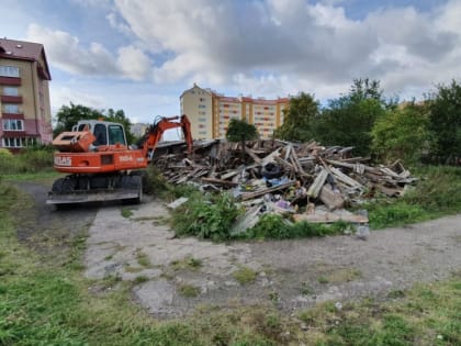 Демонтаж сараев на Автодорожной