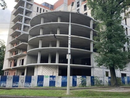 Возникли сложности с финансированием: власти Калининграда рассказали о судьбе недостроенной гостиницы на Горького