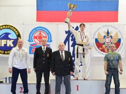 Иппон за 60 секунд: калининградским каратистам на двоих потребовалась минута, чтобы завоевать золото первенства России