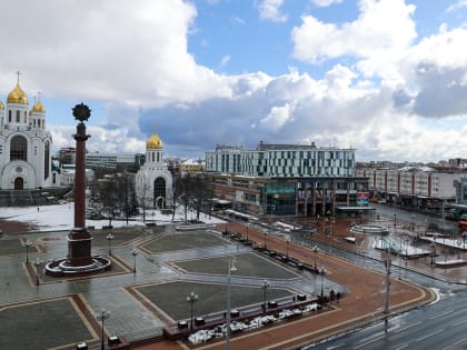 Горвласти выделили полмиллиона рублей на украшение площади Победы к 8 марта