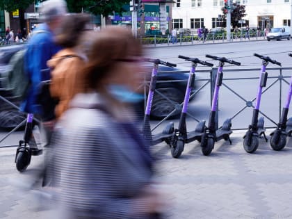 Париж первым в Европе запрещает прокат электросамокатов