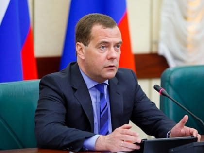 Медведев заявил, что в НАТО не так боятся третьей мировой войны, как победы России