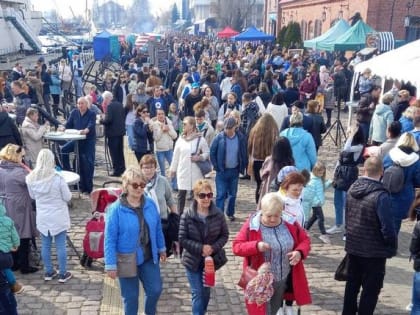 Музей Мирового океана открыл набережную для селфи ещё на час после заката