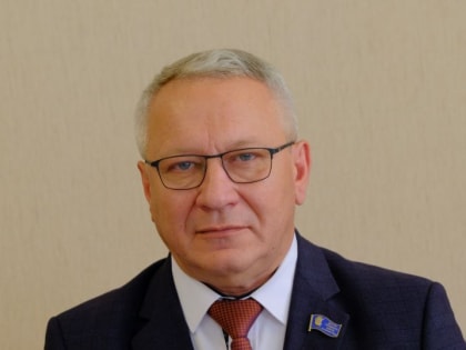 До Нового года остался 1 день. Поздравление с наступающими праздниками от главы города Олега Аминова