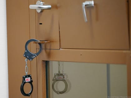Александра Роднянского и Ивана Вырыпаева заочно арестовали по делам о военных фейках