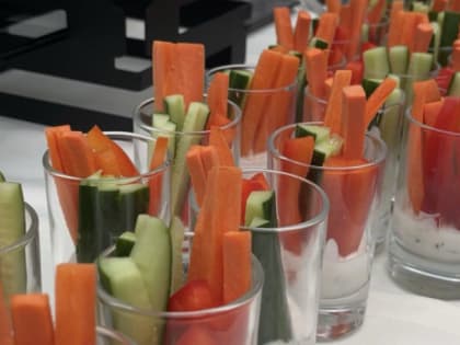 Навязанные стандарты красоты и мнимые идеалы: к каким последствиям приводит гонка за «совершенством»?