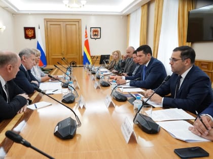 Алиханов высказался о ситуации с обработкой почтовых отправлений