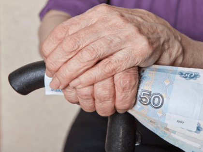 Миронов вступился за пенсионеров: государство не помогает им выбраться из нищеты