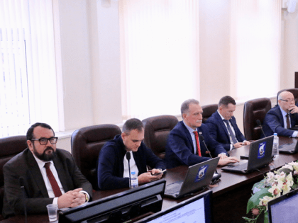 Депутаты разобрались в исполнении программ в сфере образования и соцполитики