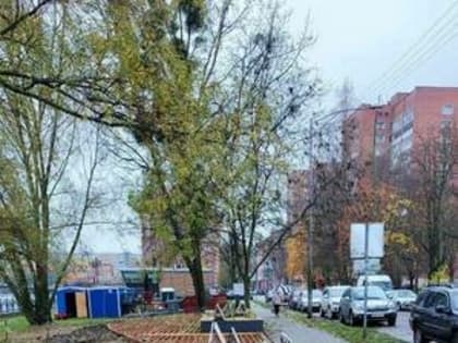 На Эпроновской начался монтаж фотозоны стоимостью 2,6 млн рублей (фото)