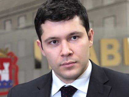 Калининградский губернатор поздравил жителей области с Днём защитника Отечества