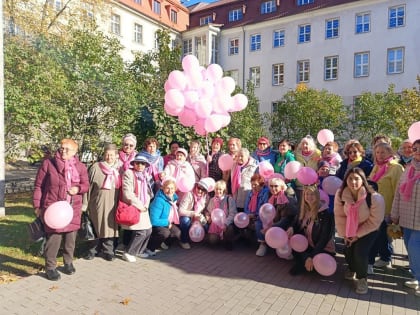 Марш против рака молочной железы прошел в Калининграде