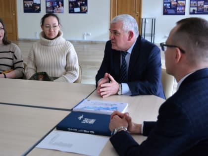 Магистранты БФУ организовали встречу с представителем МИД России