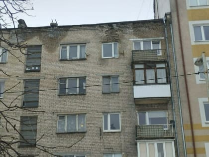 «Тошнит от собственного дома»: владельцы квартир на Серпуховской пытаются спасти от разрушения здание бывшего общежития