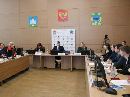 Председатель Молодежной избирательной комиссии Петр Высоцкий принял участие в заседании Совета Союза Молодежных избирательных комиссий России