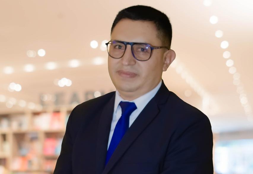 Foto de MG. BÉCQUER PATRICIO DE LA TORRE