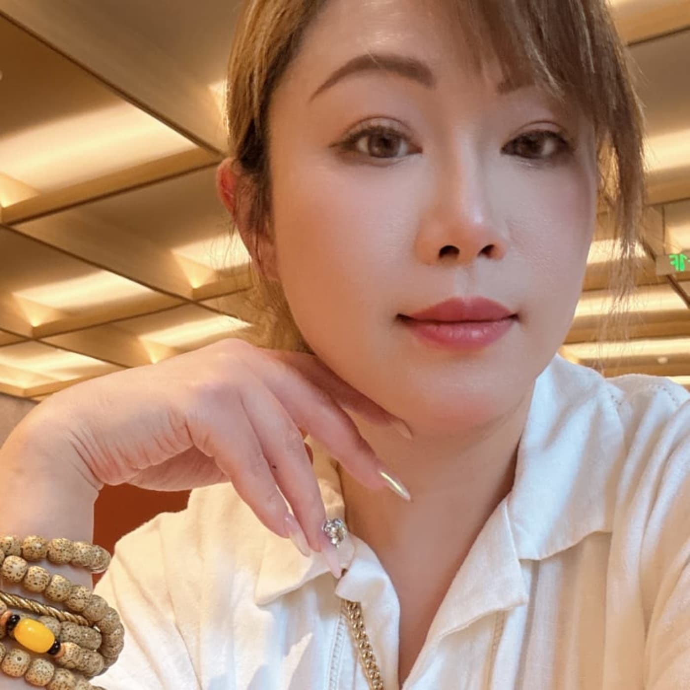 鈞鈞老師 — 美業老師