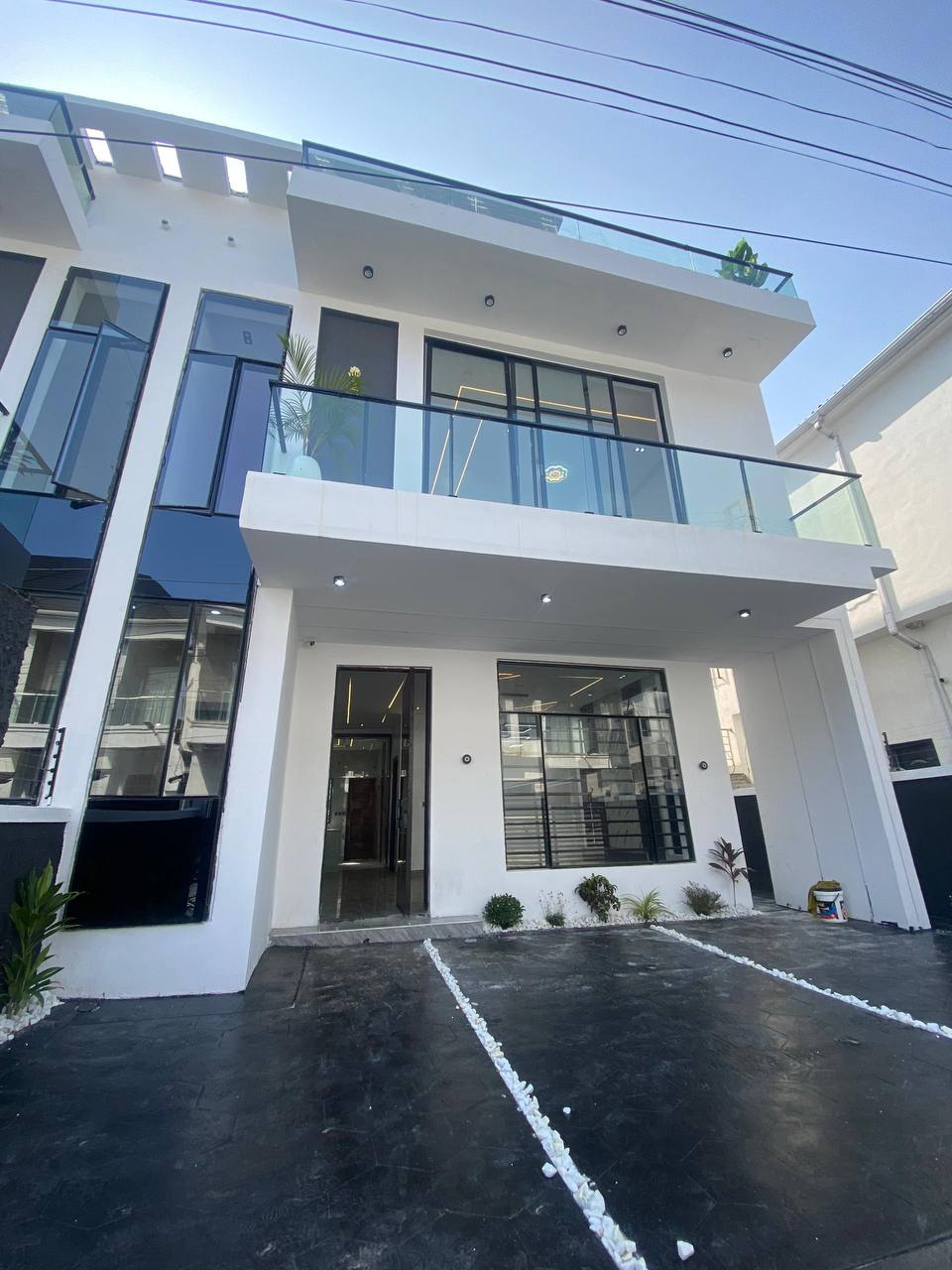 MODERN 4BEDROOM SEMI-DETACHED DUPLEX - Image 1