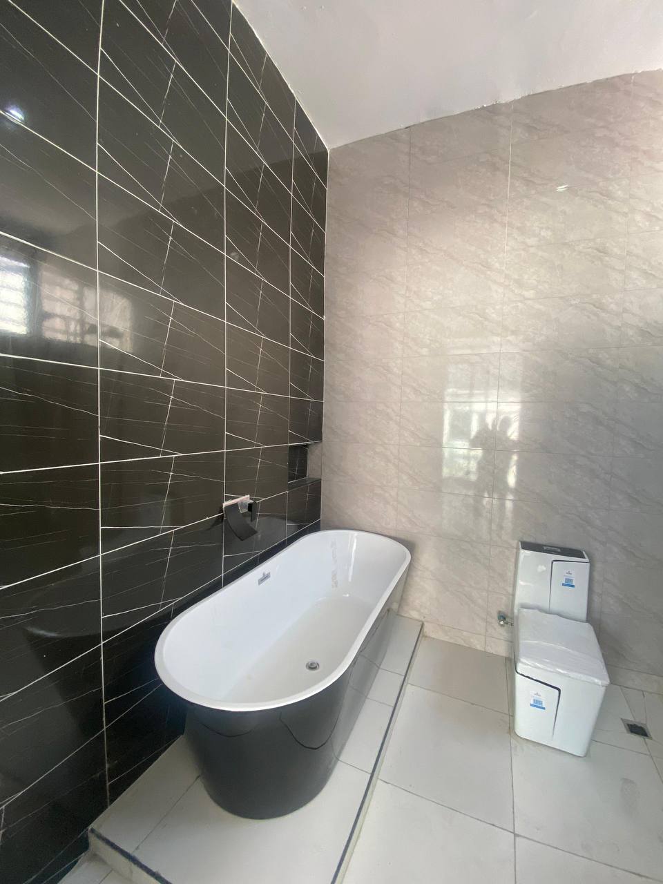 MODERN 4BEDROOM SEMI-DETACHED DUPLEX - Image 2