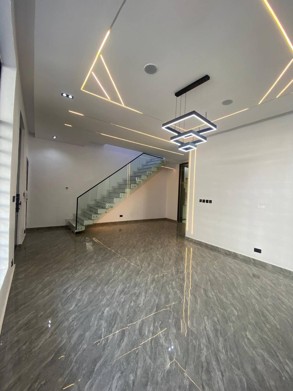 MODERN 4BEDROOM SEMI-DETACHED DUPLEX - Image 11